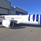 Illustration for article titled Watch ANA Airlines Roll Out The R2D2 Star Wars Themed 787 Now!